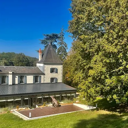 Richard Lequet Domaine Gastronomique Du Val D Atur Guest house